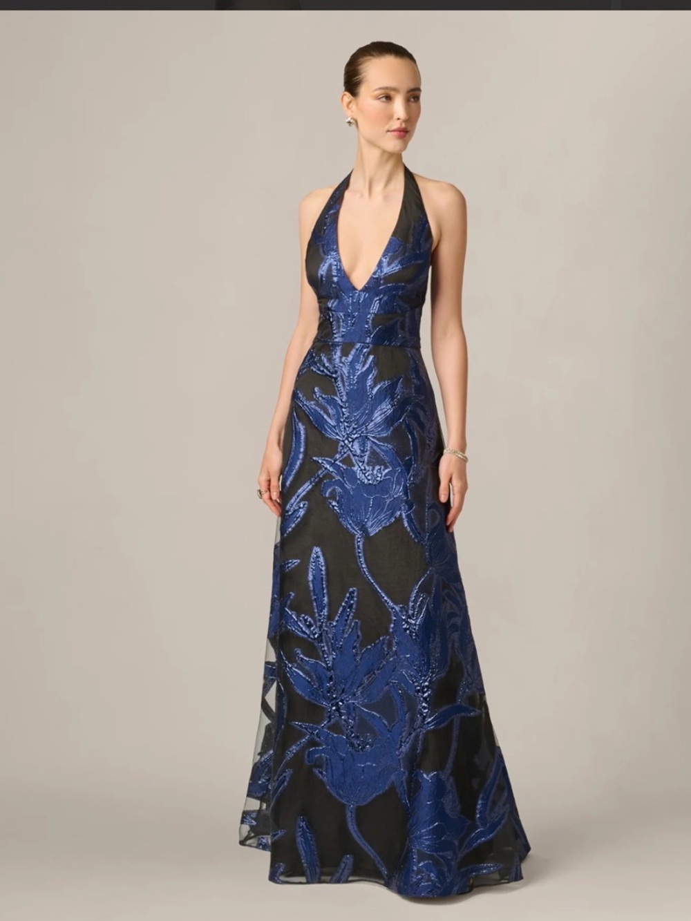 NWT Floral Organza Jacquard Plunge Halter Gown In Navy Black